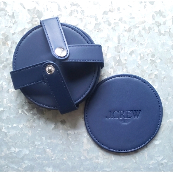 2023 J.Crew Complimentary Holiday customer gift - Picture 6 of 10